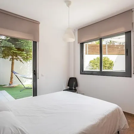 شقة Oasis Fenals, Espectacular Terraza 90m, 3 Habitaciones, Piscina Y Parking Privado